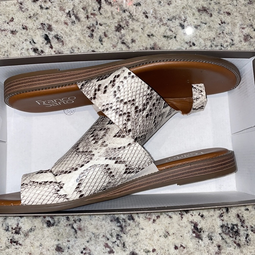 Franco Sarto sandals - Picture 2 of 7